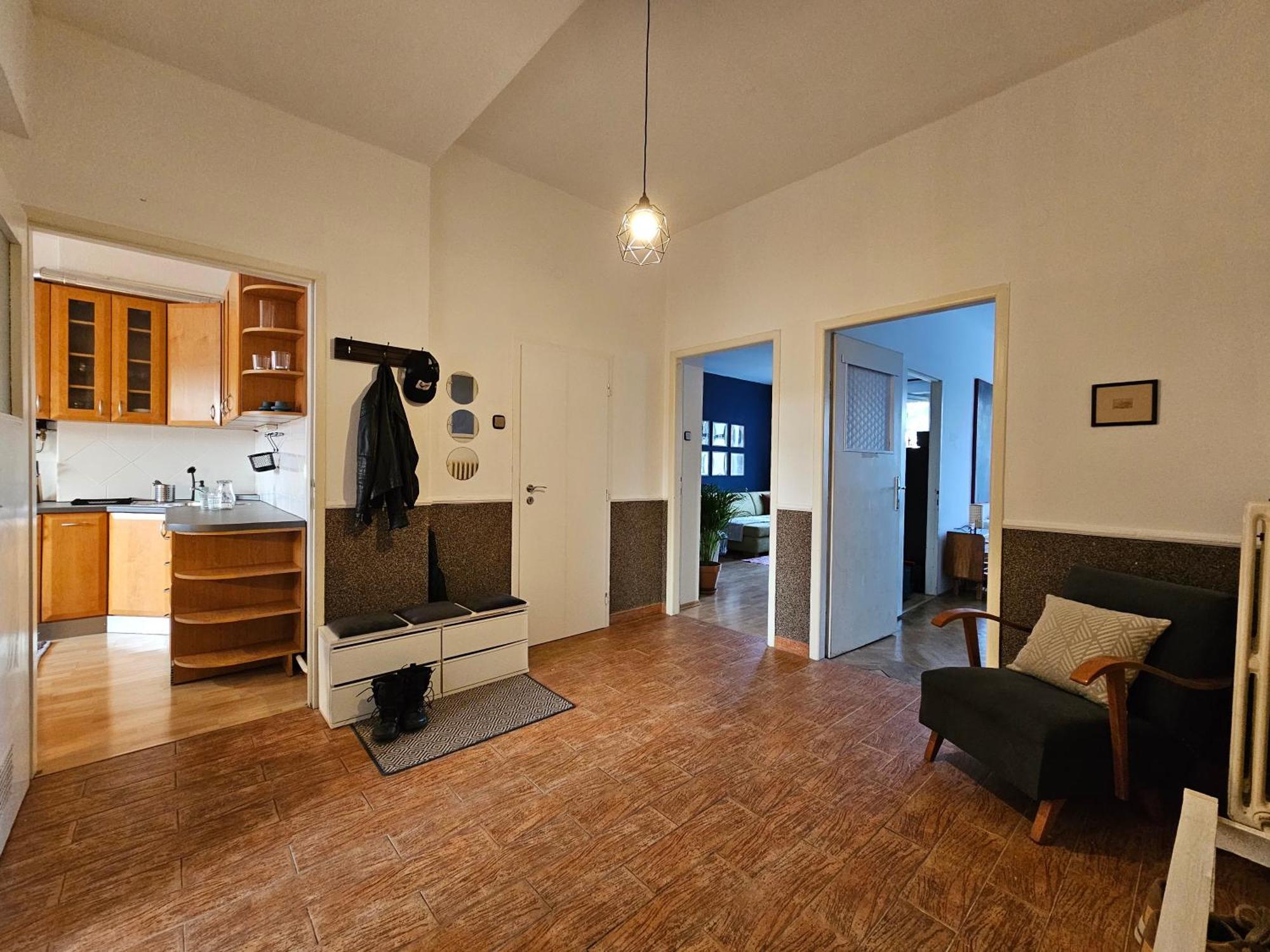 Stone Square Apartment บราติสลาวา ภายนอก รูปภาพ